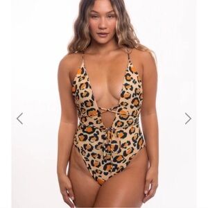 NWOT Skatie Lynn One Piece Swimsuit - Jungle